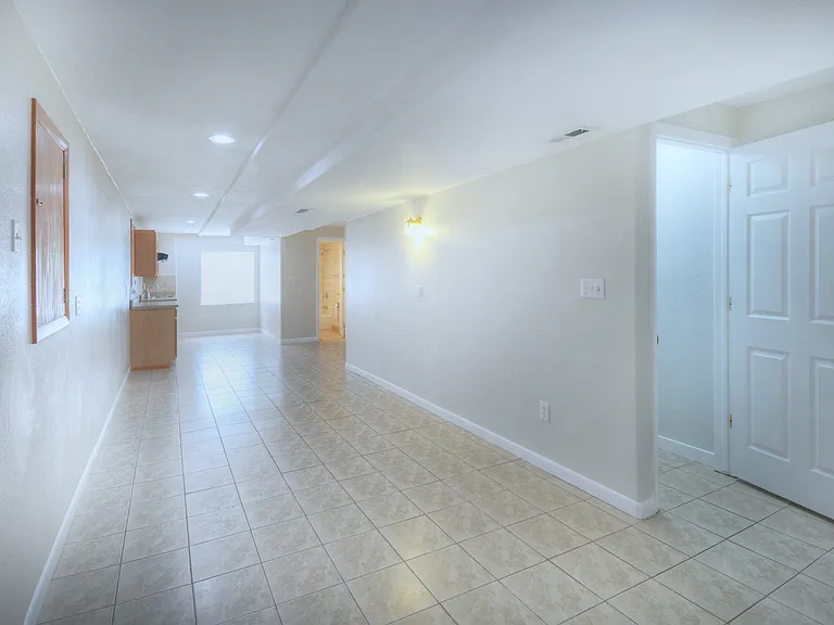 1325 Legend Oak Dr — Photo 9
