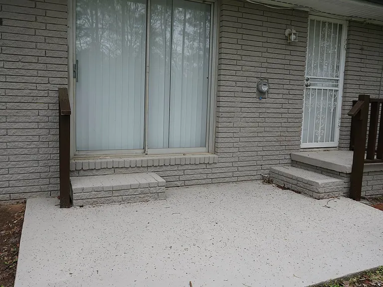 504 Pinecrest Dr — Photo 18