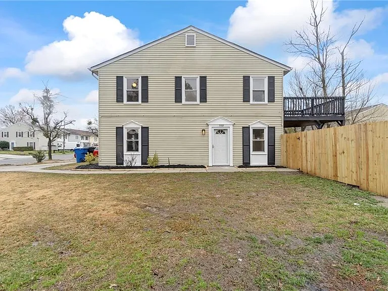 5989 Clear Springs Ct — Photo 21