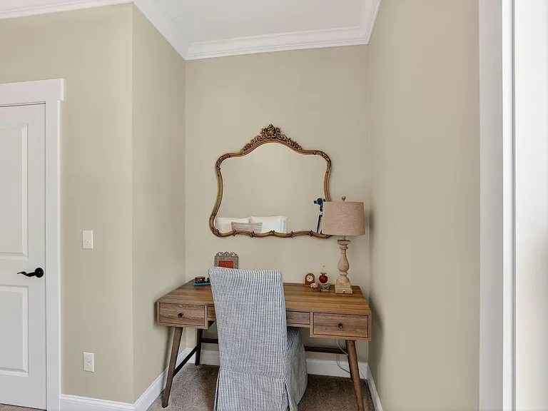 1625 River Bluffs Dr — Photo 17