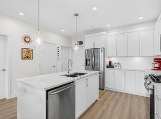 11865 227th St #406, Maple Ridge, BC V2X 6H9