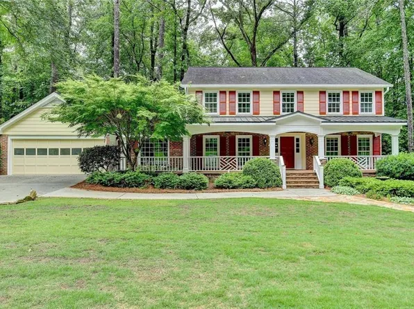5507 Martina Way, Atlanta, GA 30338