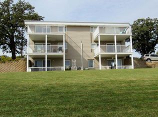 1114 Hwy 71 N 2 #C1, Spirit Lake, IA 51360