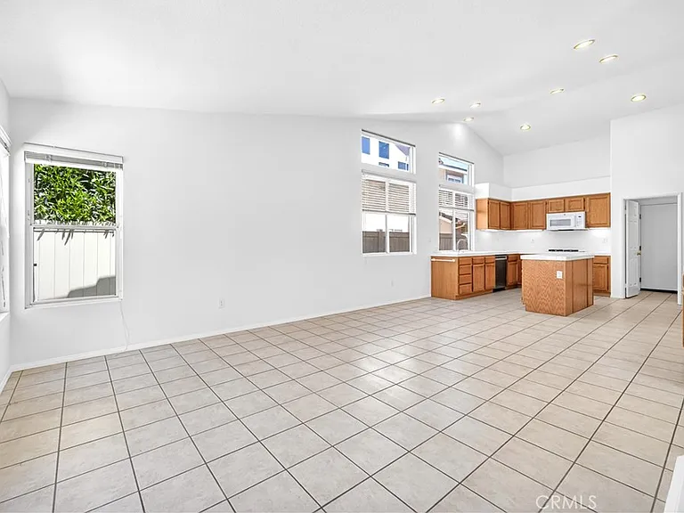 1699 Ramona Dr — Photo 26