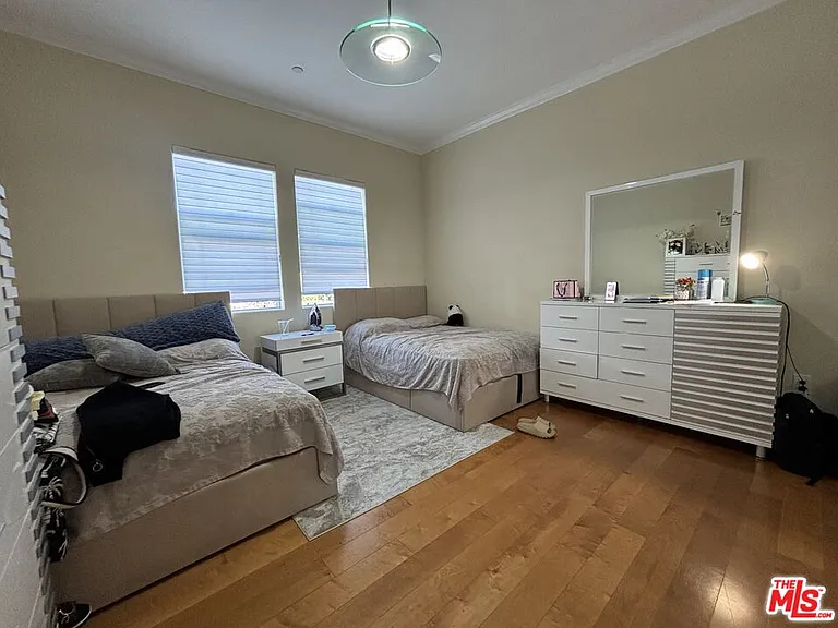 333 Milford St #302 — Photo 9