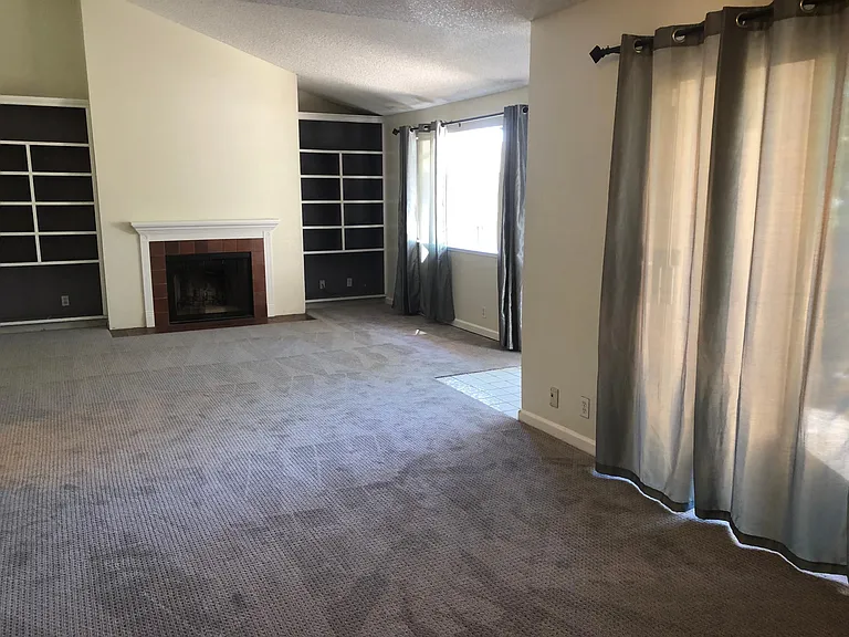 36 Silcreek Dr — Photo 1