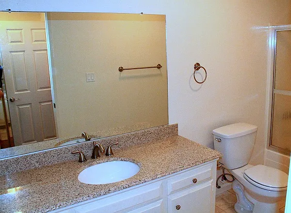 2 bed, 1100 sqft, $3,695 — Photo 2