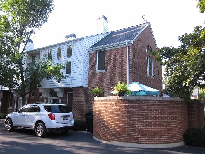 Beautiful Townhome!!