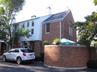 1628 N Larrabee St, Chicago, IL 60614