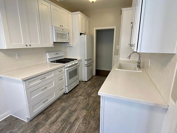 5th image of 351 N Curson Ave #351