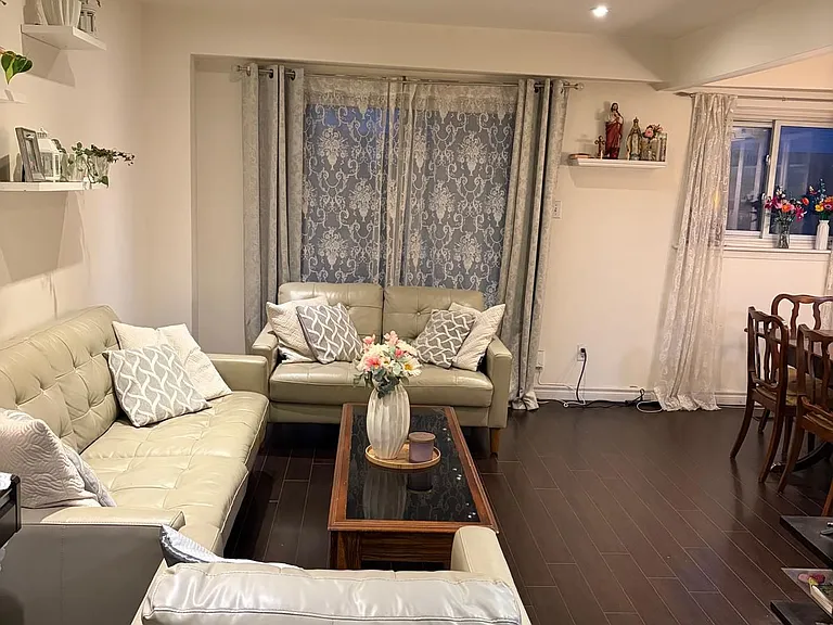 301 Washburn Way #40 — Photo 3