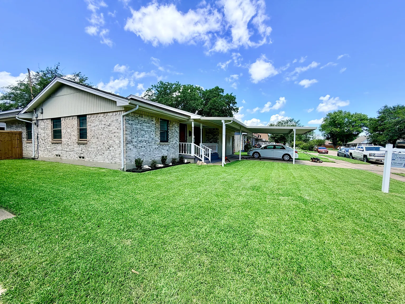 3 bed, 1758 sqft, $2,000 — Photo 2