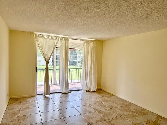 8940 S Hollybrook Blvd #208 — Photo 9