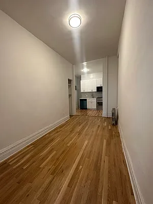 Rented by Peter R. Hungerford, LREB | media 15