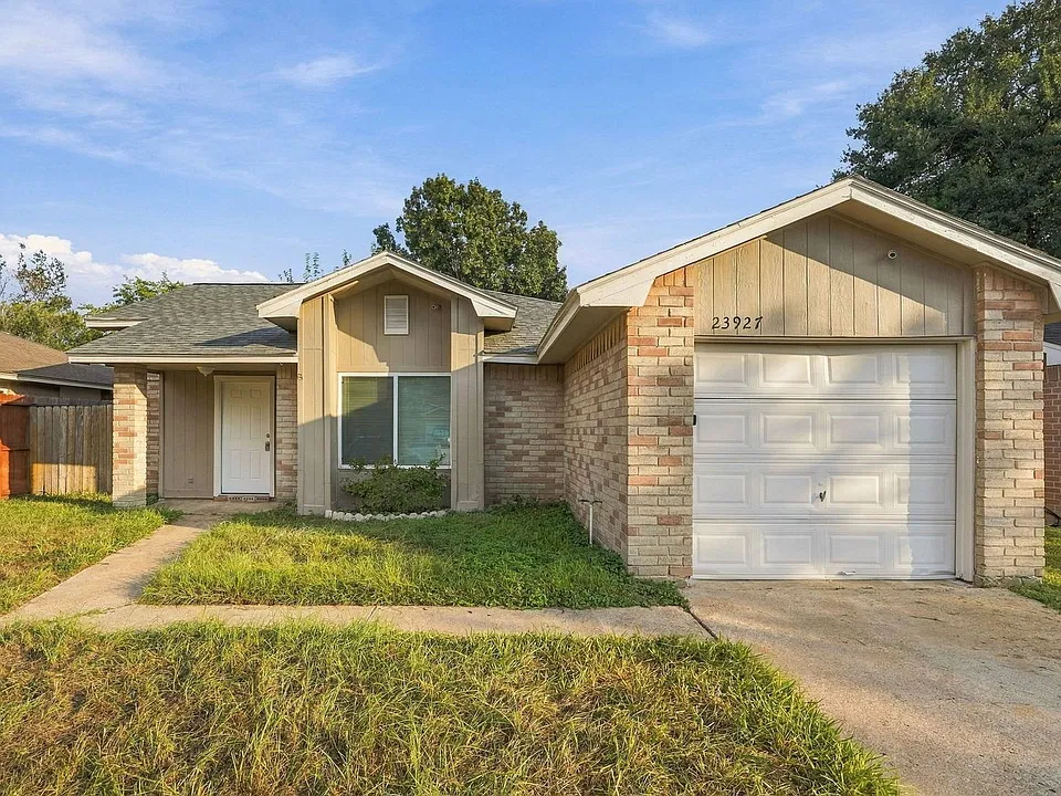23927 Tayloe House Ln