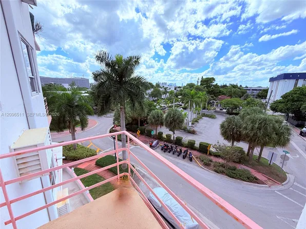 255 W 24th St APT 435, Miami Beach, FL 33140