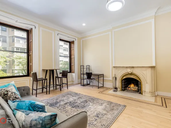 34 East 38th Street image 1 of 8