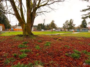 930 3rd Ave SW, Castle Rock, WA 98611