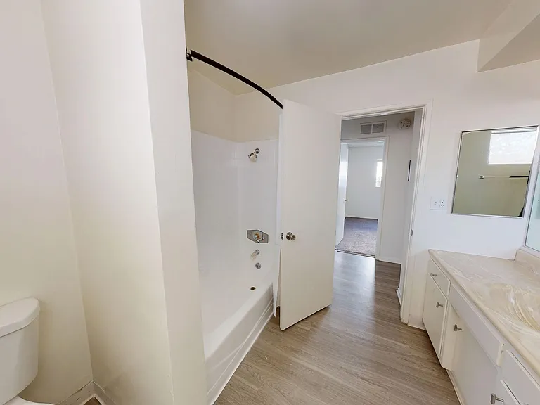2266 Del Mar — Photo 12