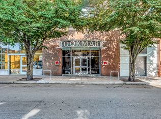 2034 NE 40th Ave APT 208, Portland, OR 97212