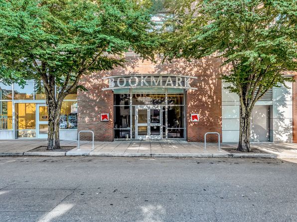 2034 NE 40th Ave APT 415