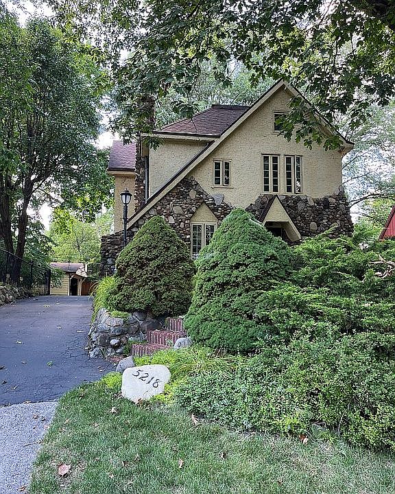 1st image of 5218 N Kenwood Ave