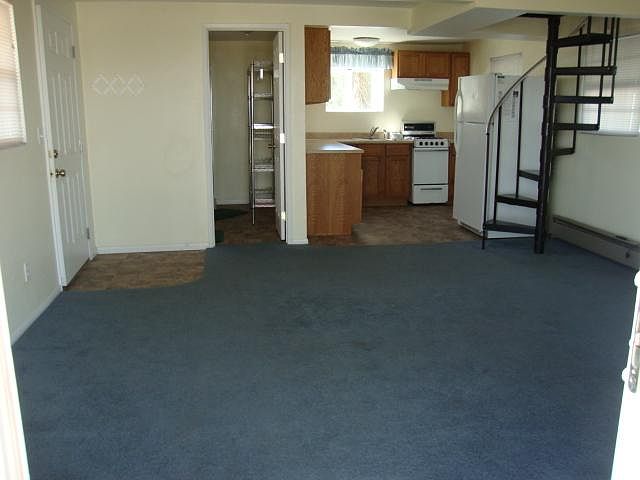 2nd image of 2655 Hollister Rd
