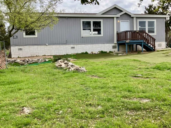 2203 25th Street, Horseshoe Bay, TX 78657-9999