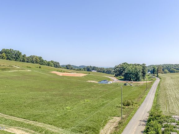 3rd image of 175 Jackson Rd Lot 8