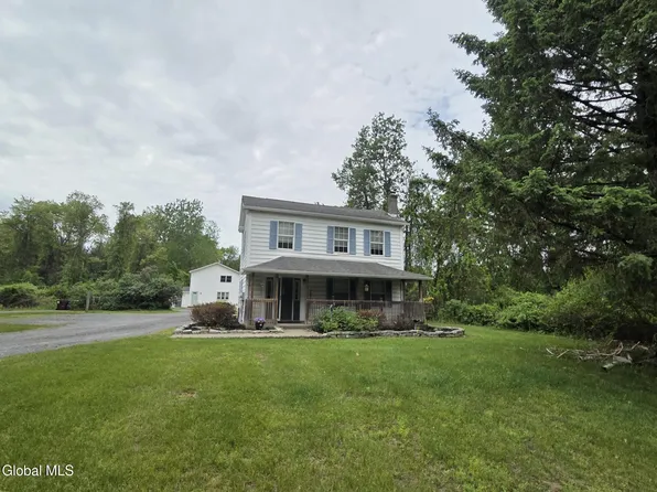116 Clamsteam Road, Halfmoon, NY 12065