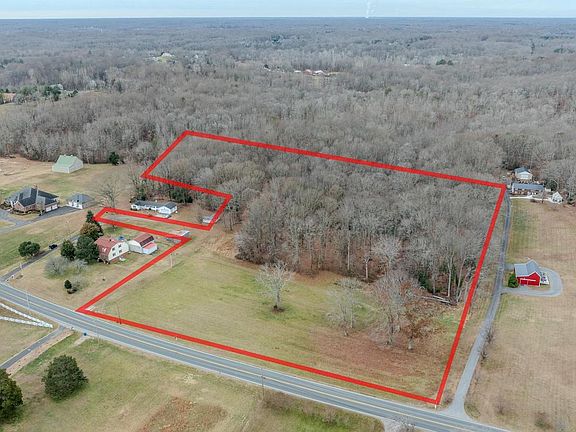 3rd image of Aquasco Rd