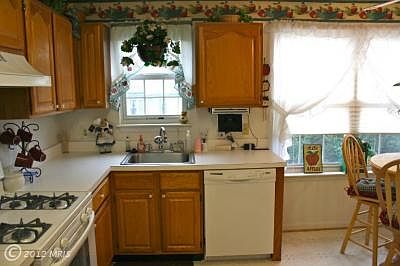 5th image of 1303 Sheridan Pl Unit 61