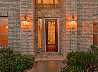 87 W Canyon Wren Cir, The Woodlands, TX 77389