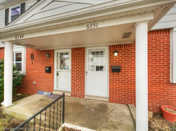 6651 Andersonville Rd, Clarkston, MI 48346