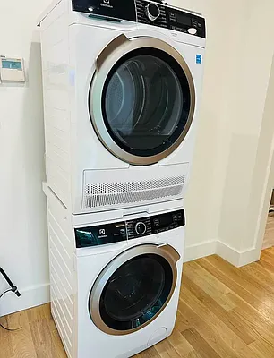 Rented by null | media 37