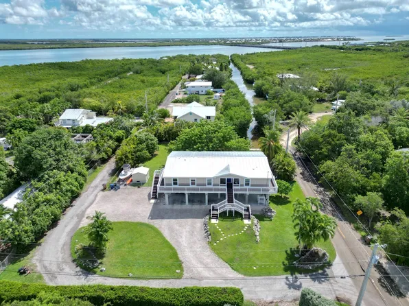 19749 Date Palm Dr, Sugarloaf Key, FL 33042