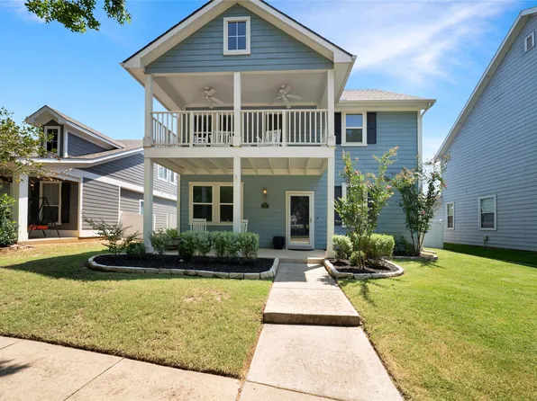 1808 Davisville Dr, Aubrey, TX 76227