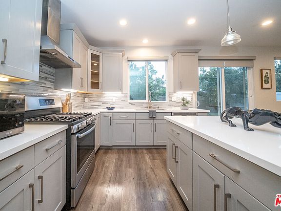 3rd image of 15602 W Lilli Way