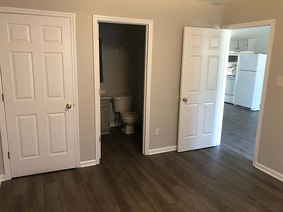 4th image of 338 Southall St