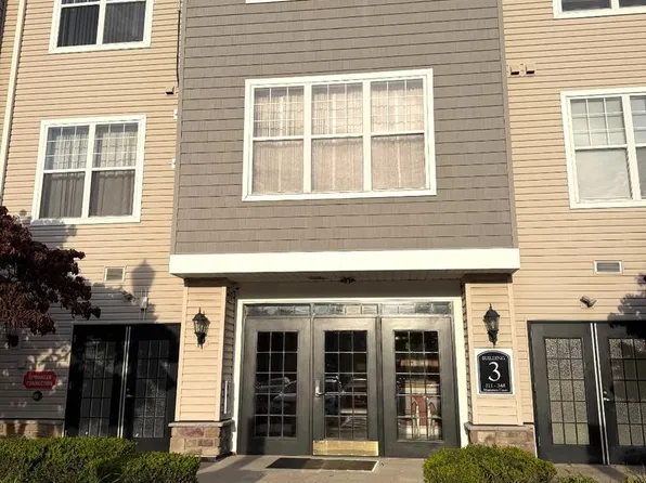 336 Masterson Ct, Trenton, NJ 08618