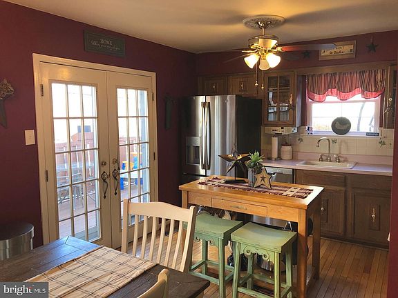 4th image of 15055 Poquessing Creek Ln