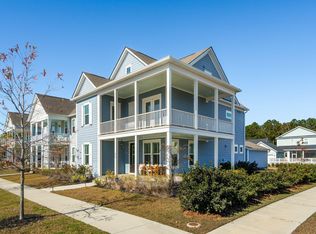 670 Blueway Ave, Summerville, SC 29486