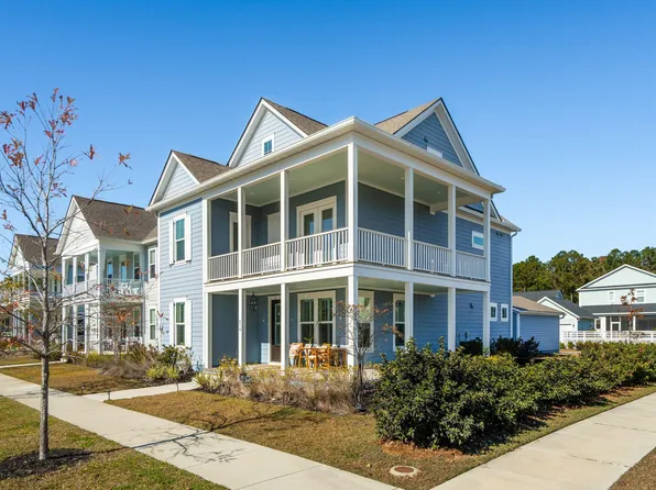 670 Blueway Ave, Summerville, SC 29486