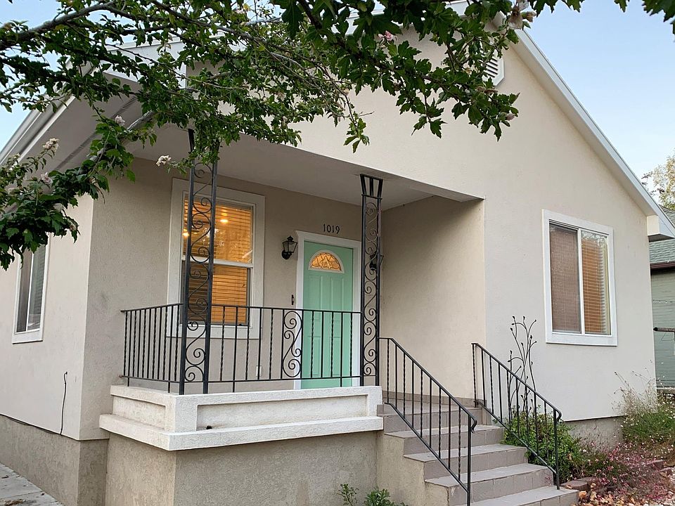 1st image of 1019 E Princeton Ave