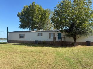 14 Walnut Bnd, Huntsville, TX 77320