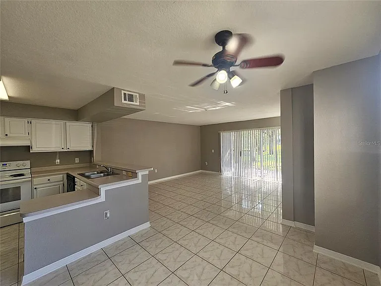 13838 Fairway Island Dr #1418 — Photo 14