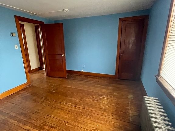 4th image of 408 N 15th Ave Floor 2