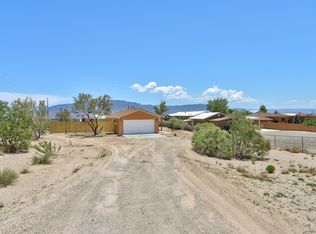 1004 11th St SE, Rio Rancho, NM 87124