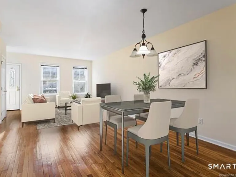 25A Dolsen Pl — Photo 3