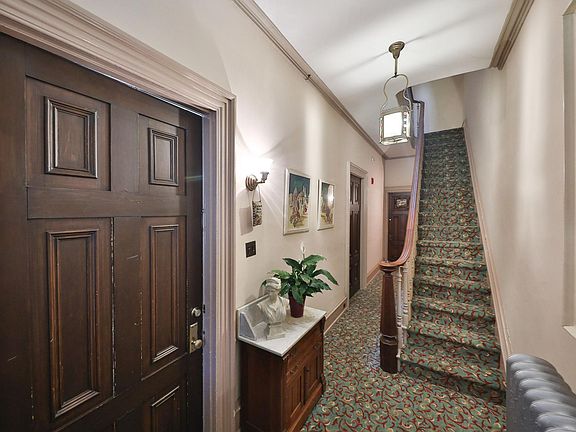 Common Entrance, First Floor